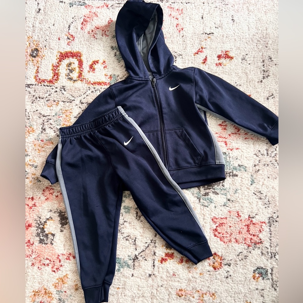 24m Nike 2pc outfit